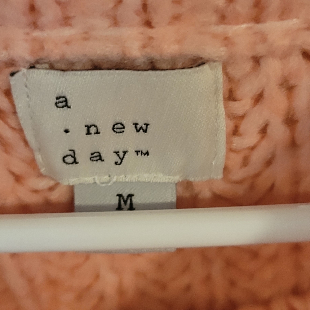 3 for $15 Chunky sweater - Picture 2 of 2